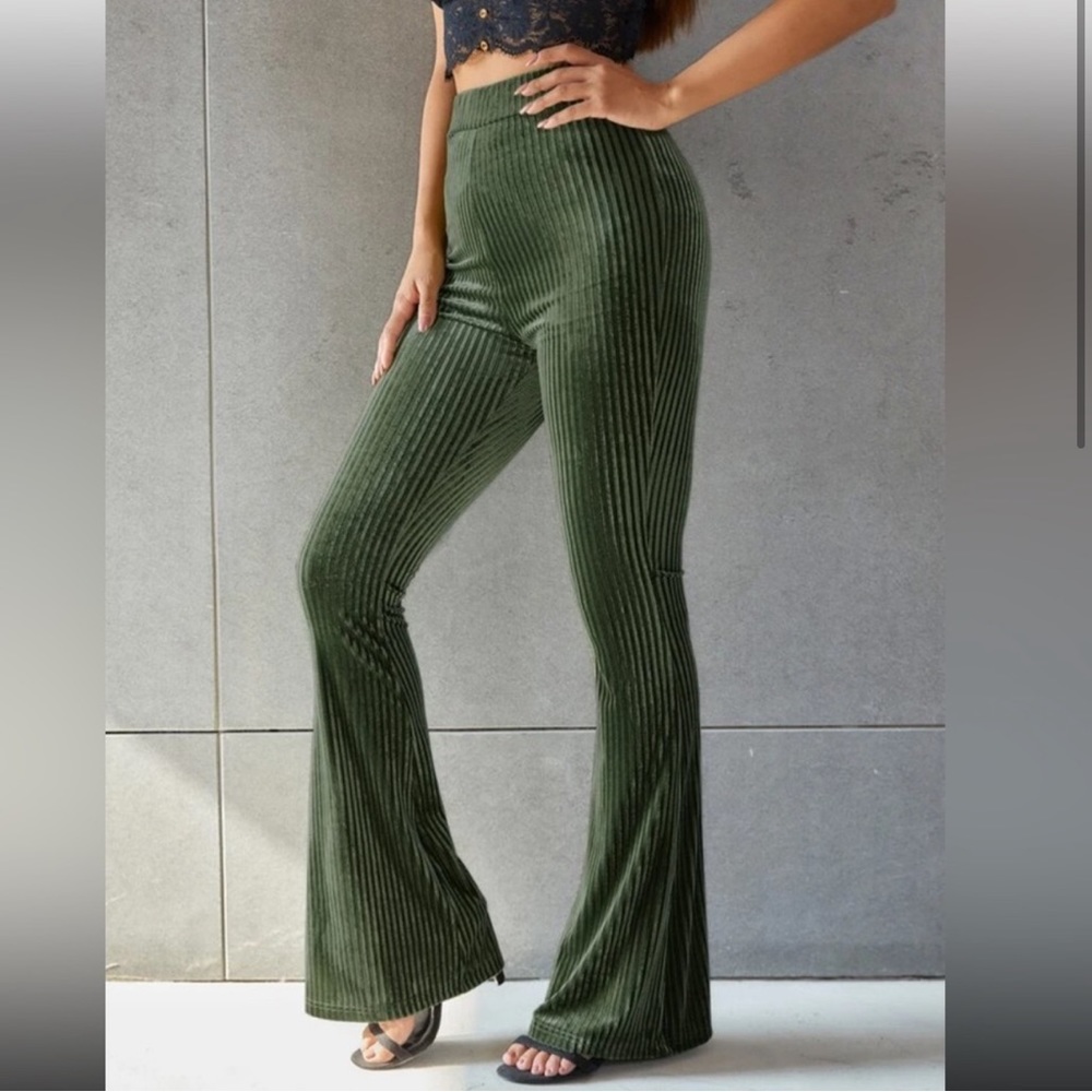 AERIE NWT GREEN RIBBED VELVET STRETCH FLARES XL LONG